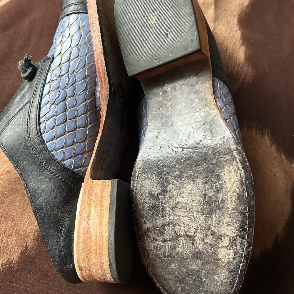 Freebird by Steven Makena mules - Blue Textured Leather Shoes- size 9 - Picture 3 of 3